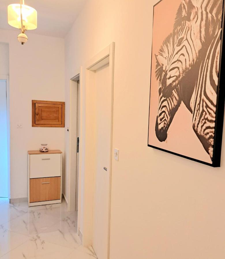 Open Sea Apartmani Grebastica Exterior photo